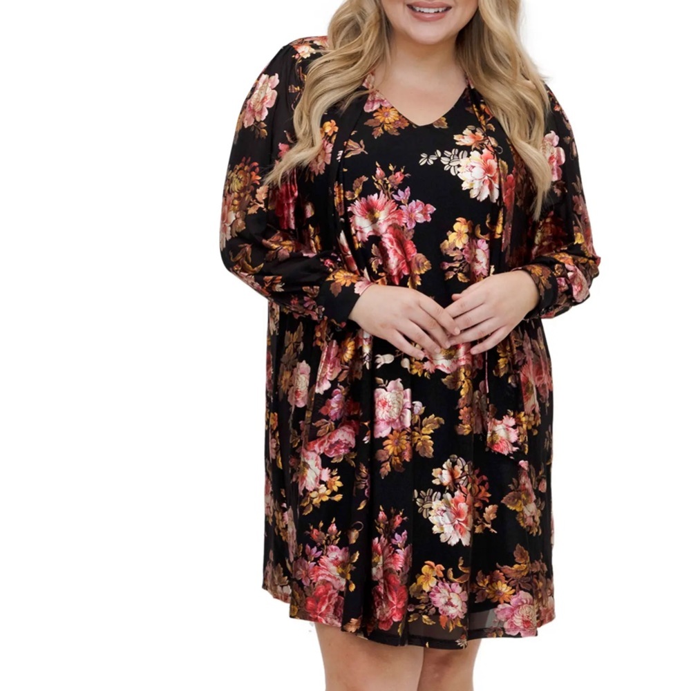 146 NWT Foil Print Trapeze Shift Dress